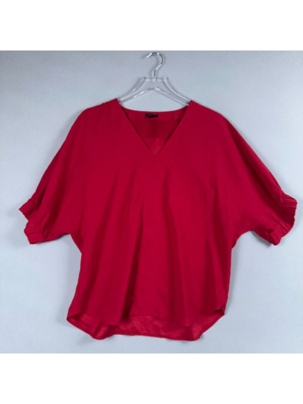 Ann Taylor Blouse Top Size Medium Red V-Neck Ruched Sleeve